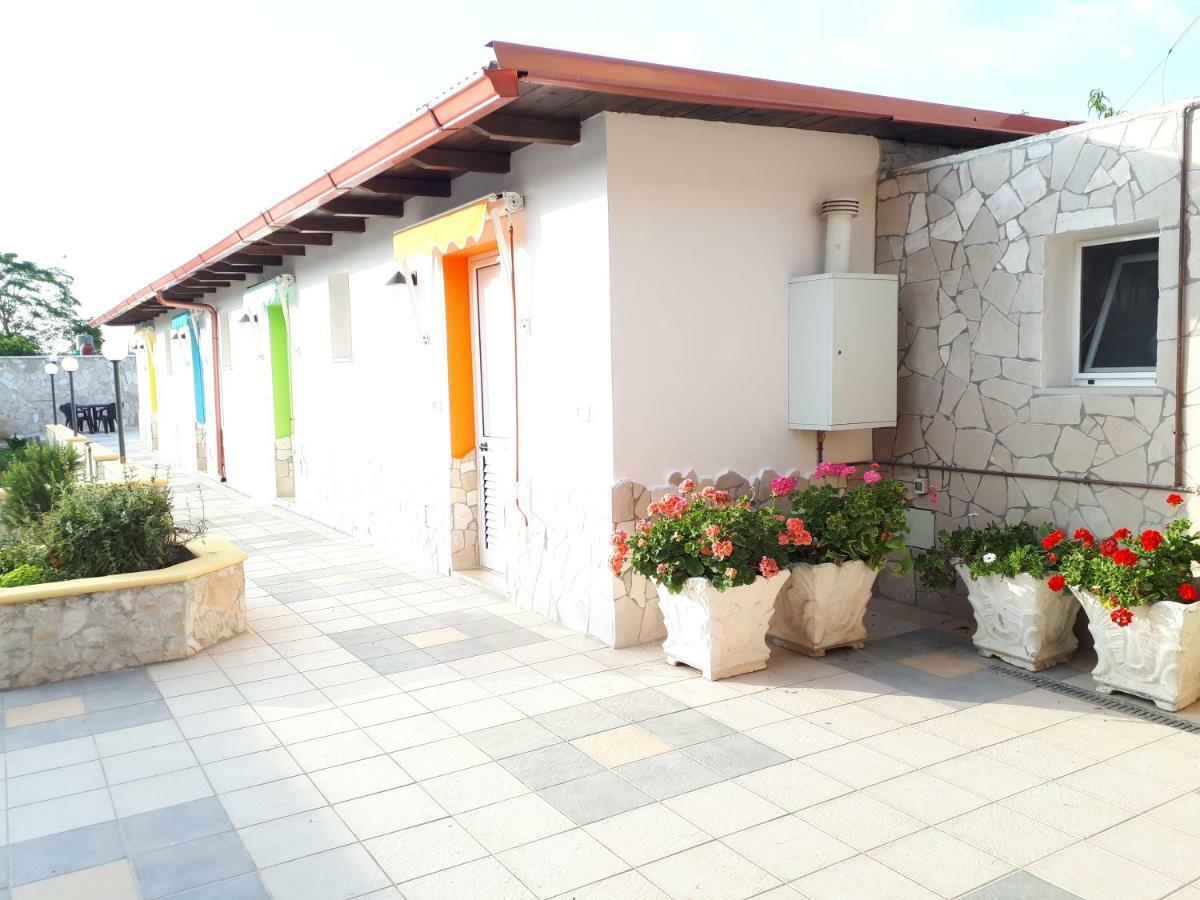 Oltremare Hotel Vignacastrisi Ngoại thất bức ảnh